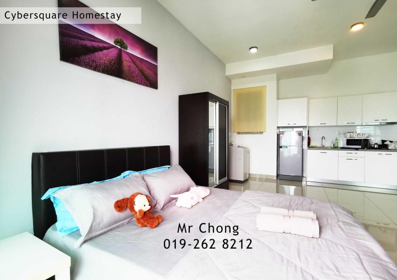 Cybersqaure Studio Suites With Netfilx @10 Min Walking Distance To Mcd Cyberjaya Exterior photo