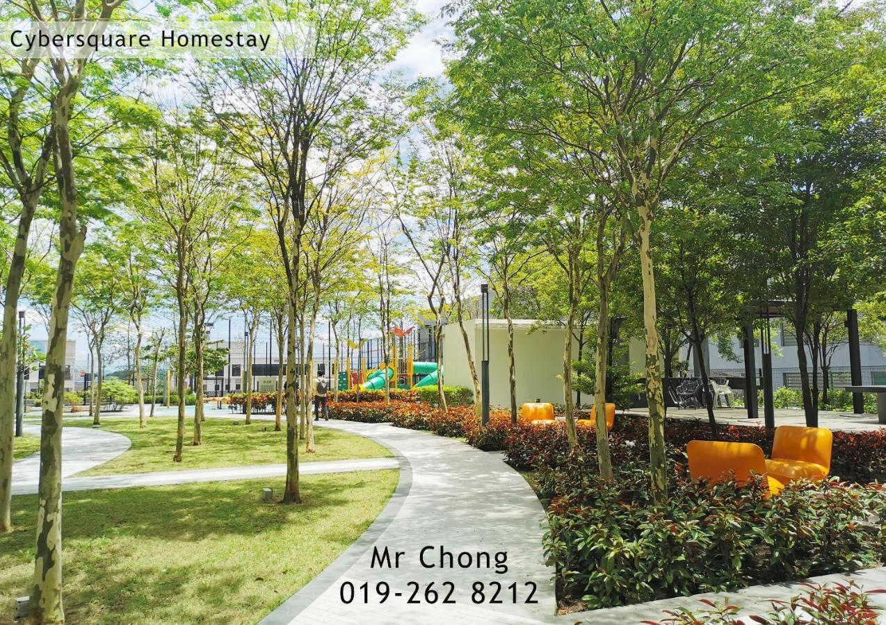 Cybersqaure Studio Suites With Netfilx @10 Min Walking Distance To Mcd Cyberjaya Exterior photo