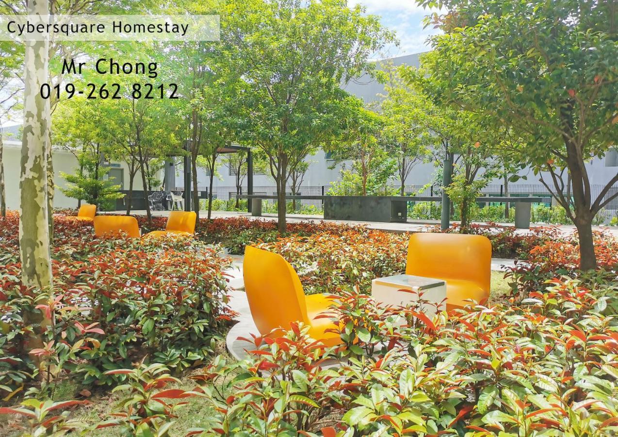 Cybersqaure Studio Suites With Netfilx @10 Min Walking Distance To Mcd Cyberjaya Exterior photo